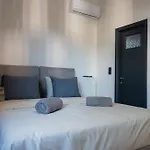 Rene's House בית נופש *