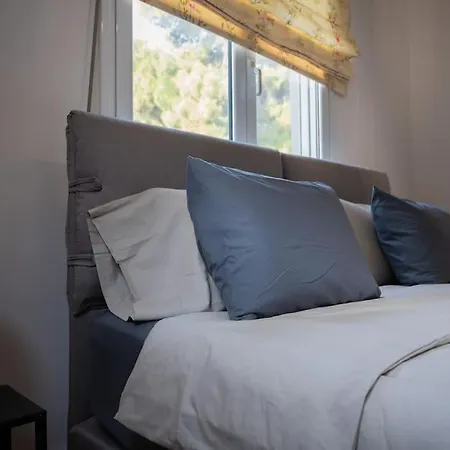 Rene's House * Ξηροπήγαδο